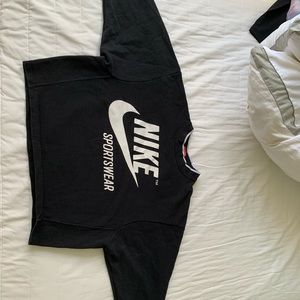 Nike Cropped Sweater size S